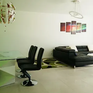Apartament Doreen, Caniço